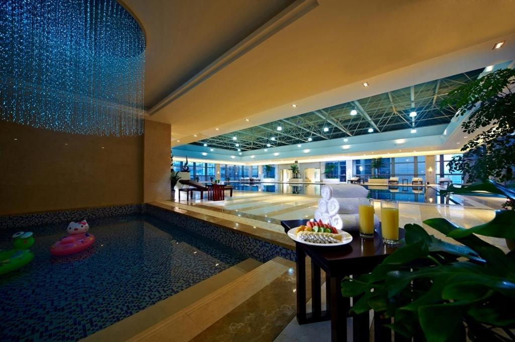 Gaosu New Century International Hotel Anhui Hefei Bagian luar foto